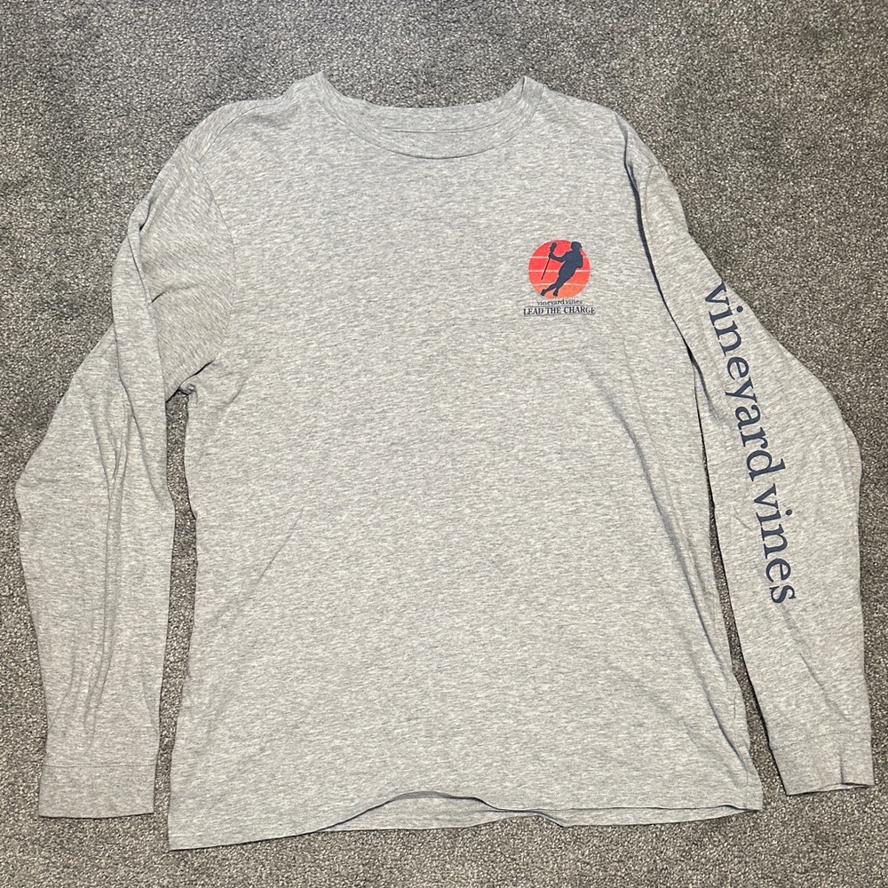Vineyard Vines Heather Gray Long Sleeve Tee- Size Large 100% cotton